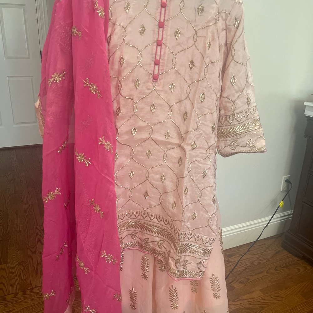 Traditional sharara in pure crepe